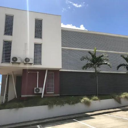 Meuble De Standing Au Coeur Des Commodites ショルシェール エクステリア 写真